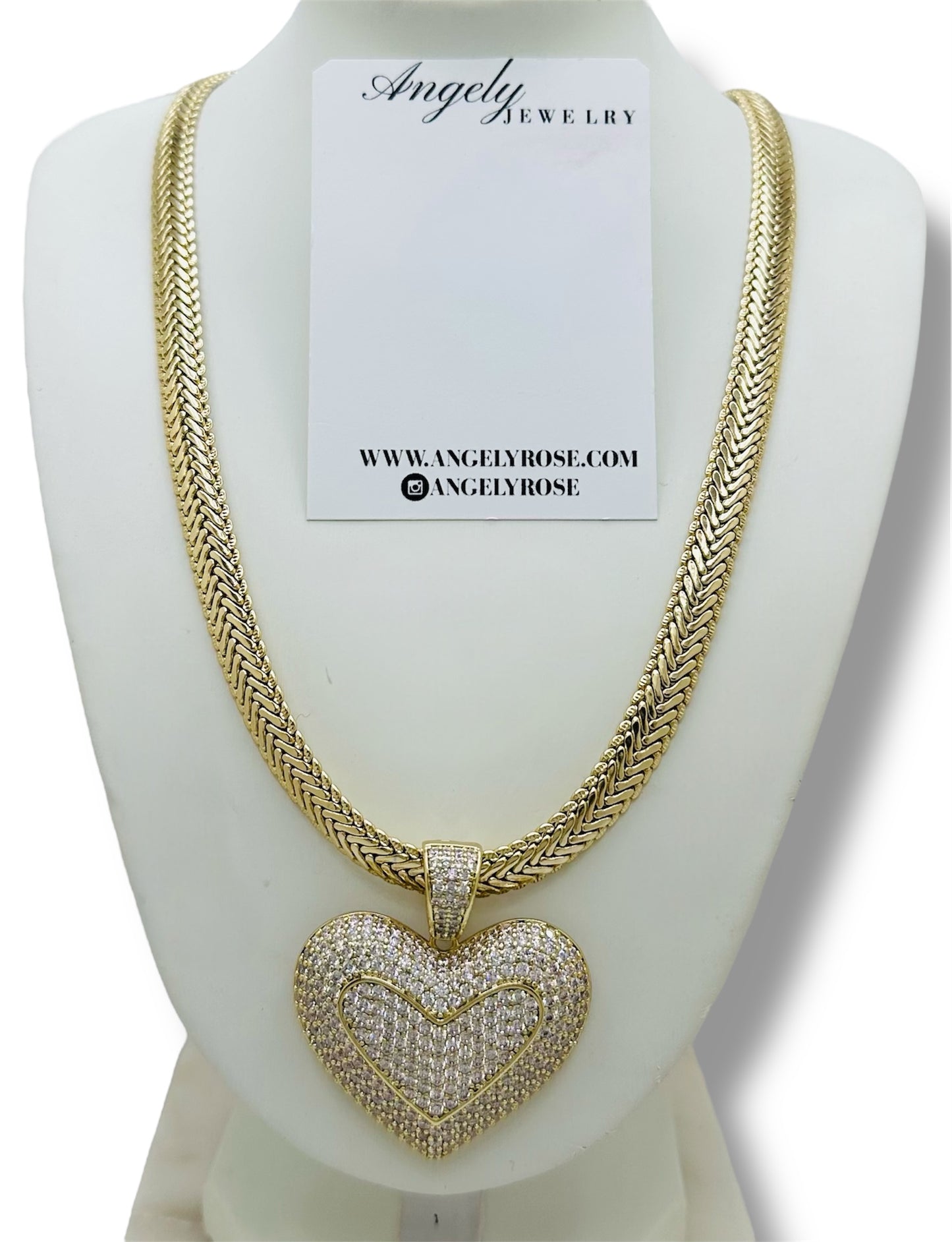 Corazón y Cadena gruesa 20 inch