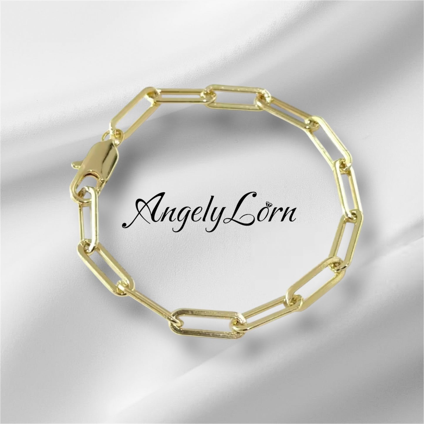Bracelet Paper Clip For women Elegant Design ,Hypoallergenic