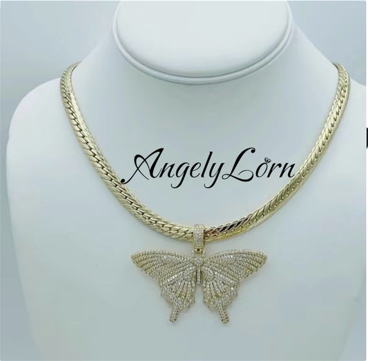 Necklace cuban 20Inch with Butterfly Pendant