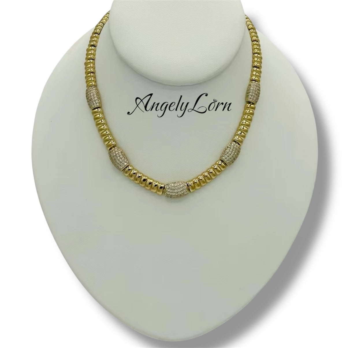 Serpiente Collar 18Inch