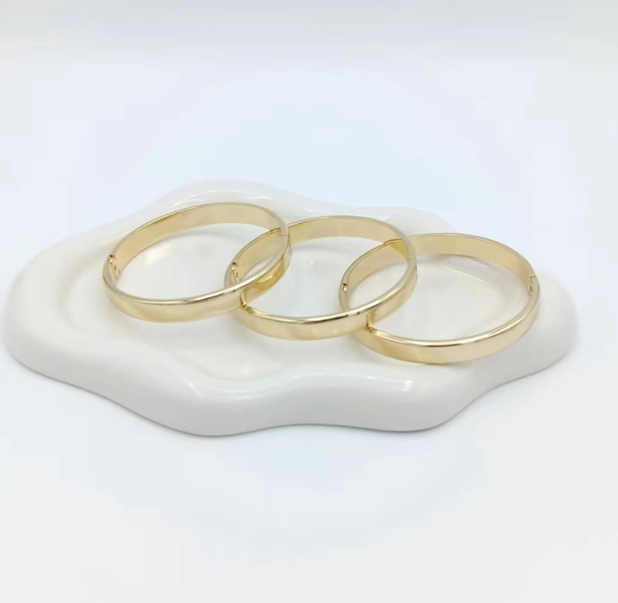 Bracelet Set of Three- Bangle 8mm- 71/2 Inch For Women Elegant Design,